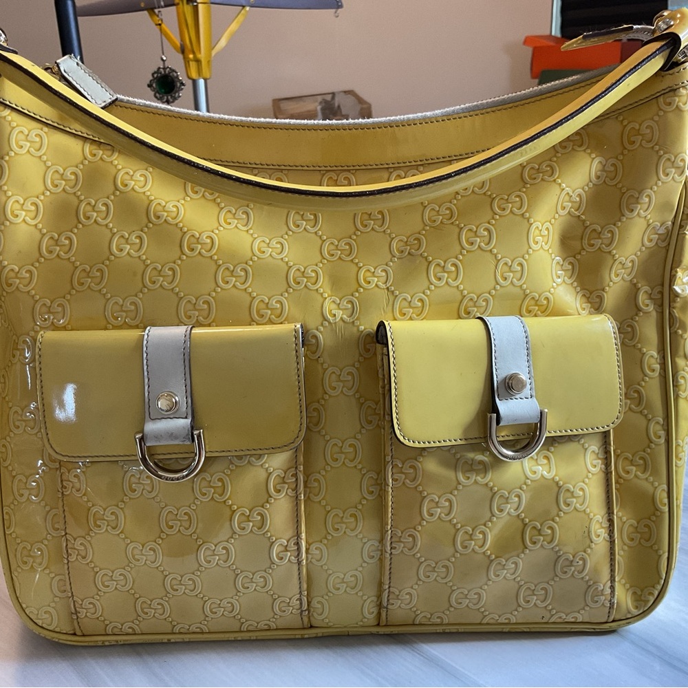 Yellow Gucci Shoulder/handbag